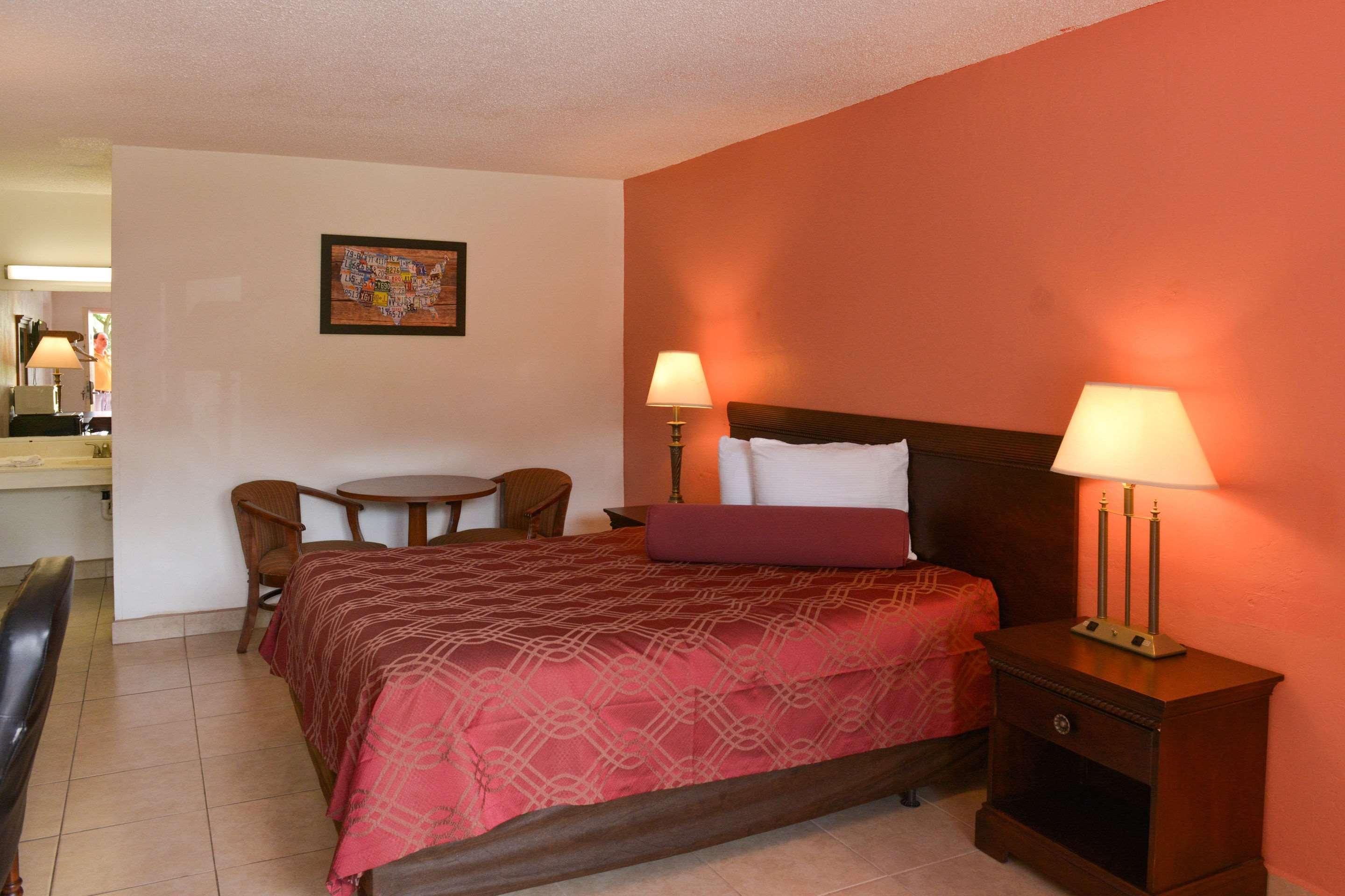 Econo Lodge North North Fort Myers Ngoại thất bức ảnh