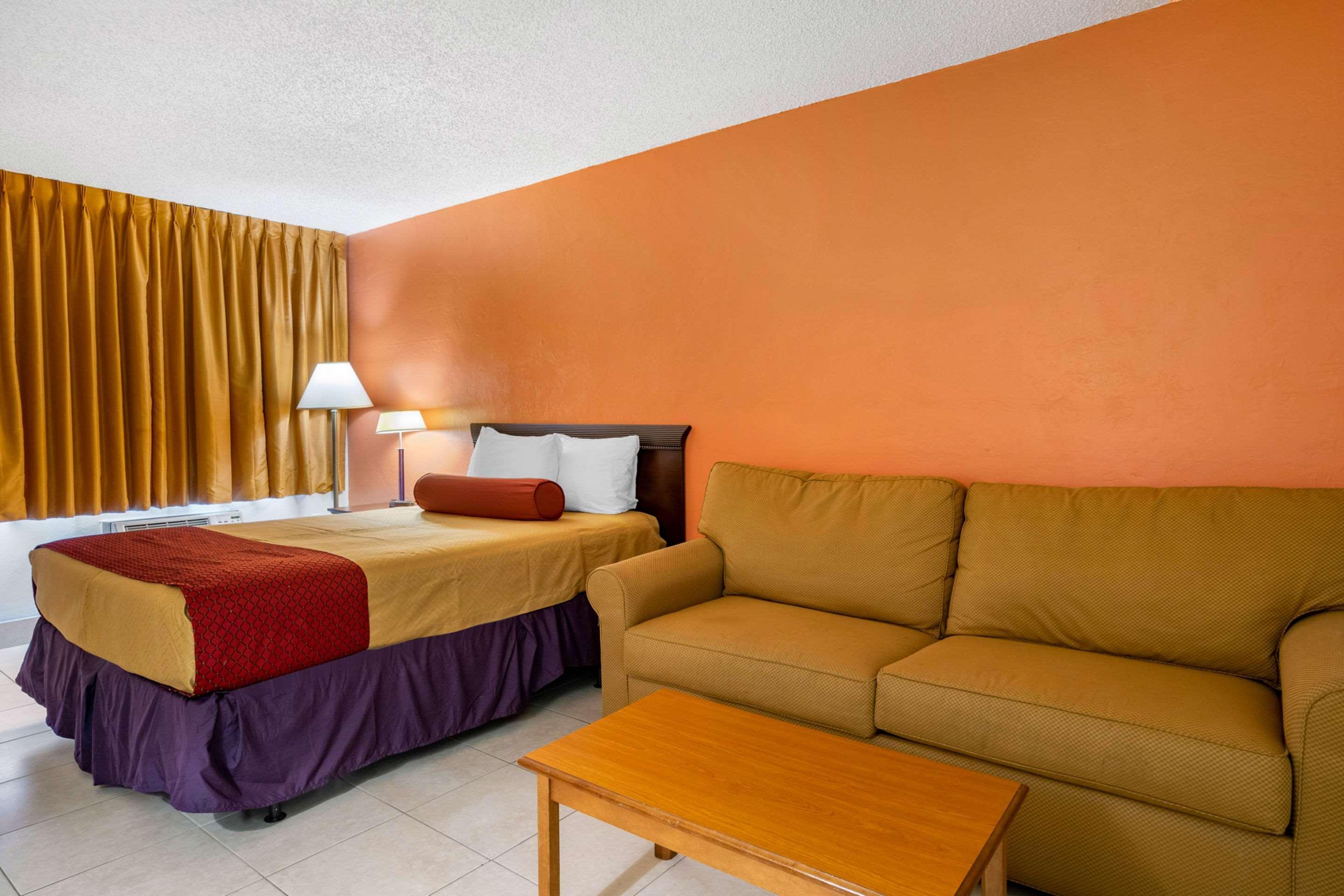 Econo Lodge North North Fort Myers Ngoại thất bức ảnh