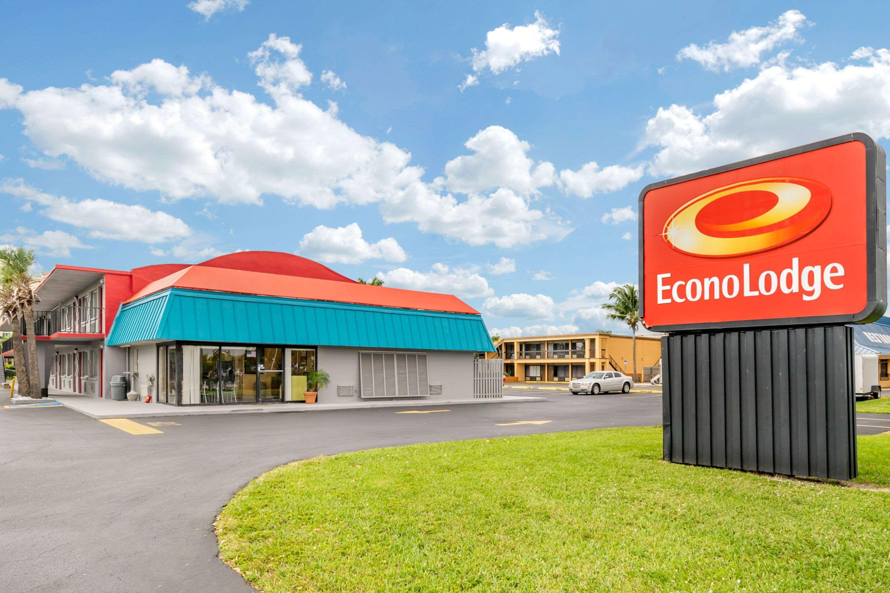 Econo Lodge North North Fort Myers Ngoại thất bức ảnh