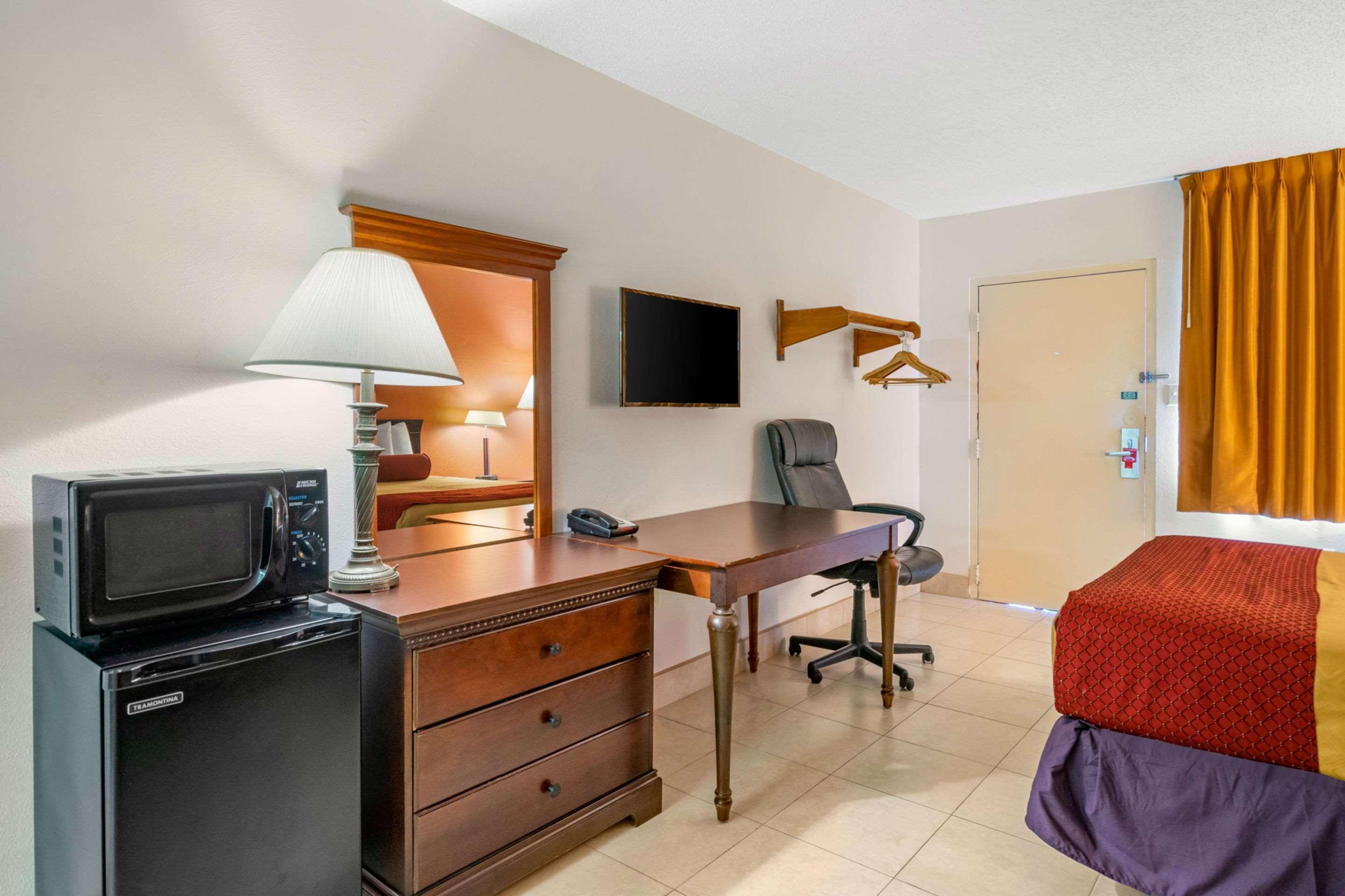 Econo Lodge North North Fort Myers Ngoại thất bức ảnh
