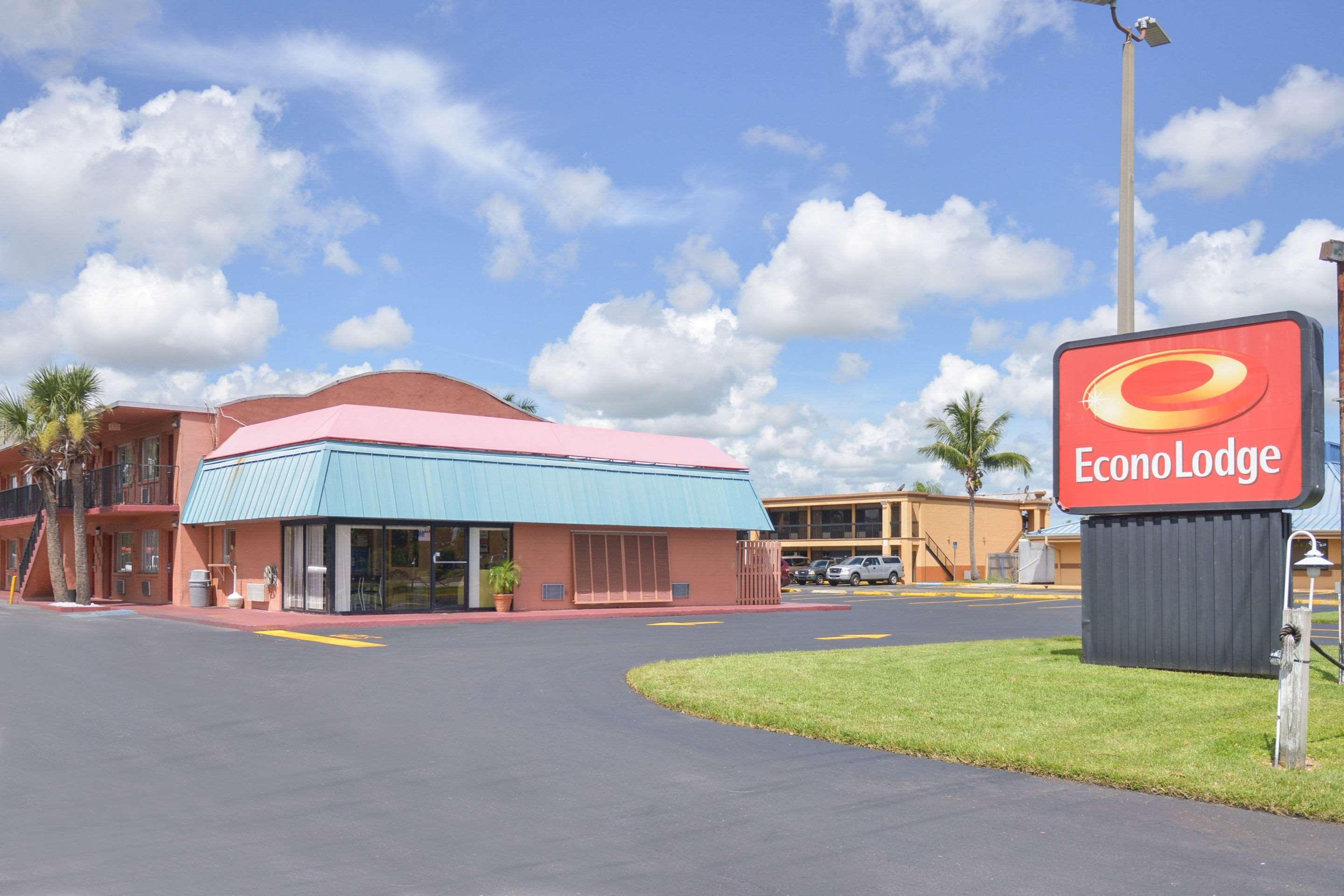 Econo Lodge North North Fort Myers Ngoại thất bức ảnh